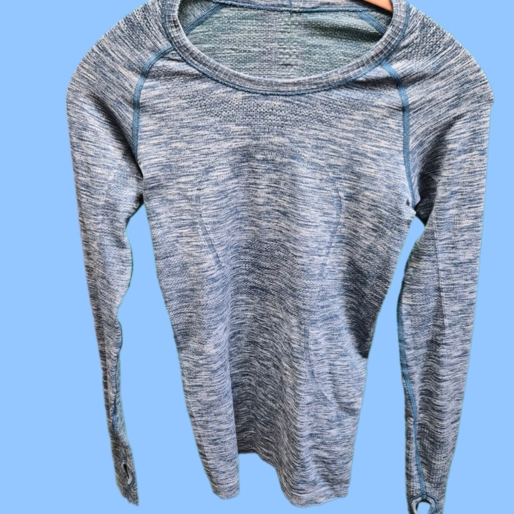 Lululemon Athletica Blue Heather Long Sleeve Top